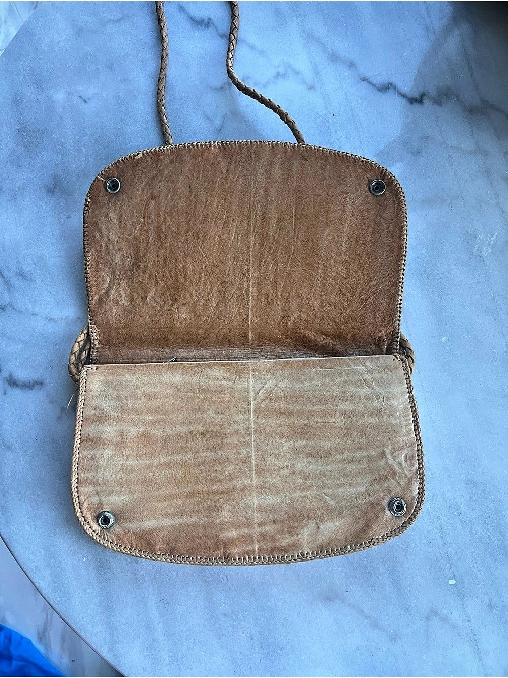 Brown Snake skin Clutch purse w strap. - Picture 4 of 6